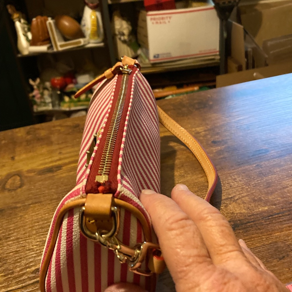 Dooney & Bourke red and tan mini purse - Picture 7 of 8